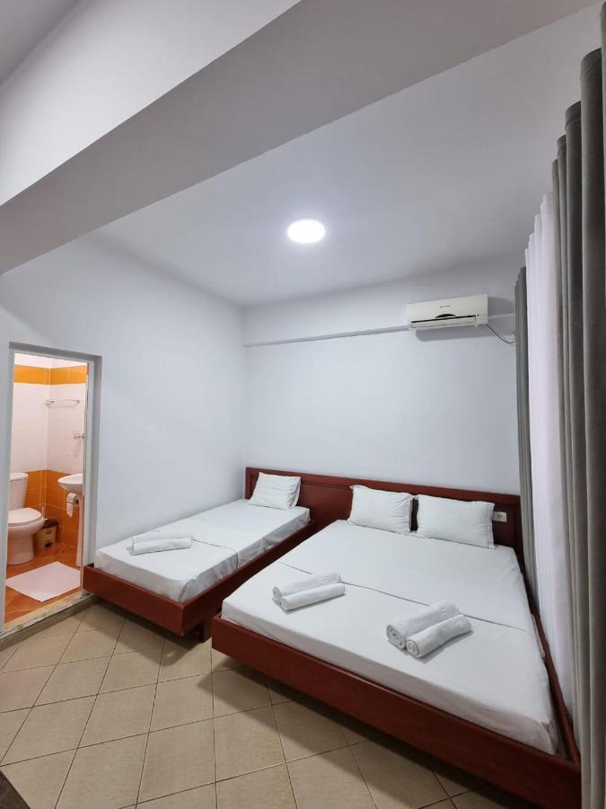 Ideal Apartments & Rooms Sarande Bagian luar foto